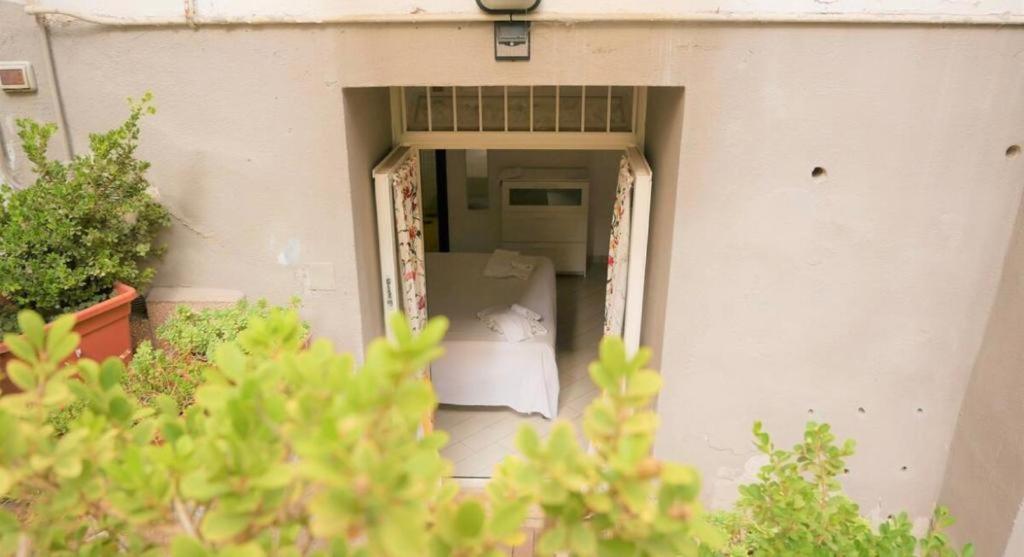 Appartamento House With Garden And Parking Space In Mergellina Napoli